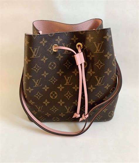 lv neo noe monogram.